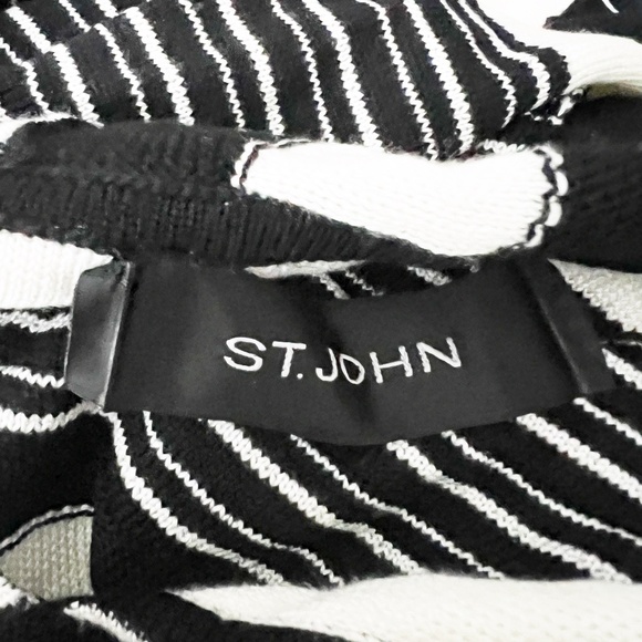 St. John Women's Wool Cashmere Knit Stretch Textured Woven Hoodie Sweater Large - Picture 3 of 4